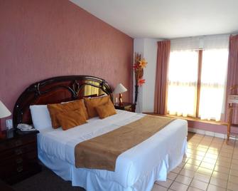 Hotel Campestre Hacienda Caracha - Uruapan - Bedroom