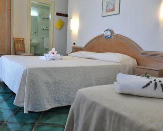 Hotel La Marticana - Ischia - Habitación