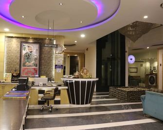 Hotel All Iz Well - New Delhi