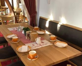 Hotel-Restaurant Gasthof zum Schützen - Baiersbronn - Ресторан