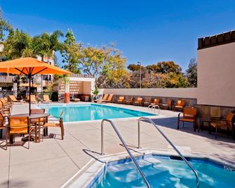 Courtyard by Marriott San Diego Carlsbad - Carlsbad - Zwembad