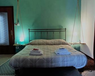 B&b Valchisone - Cantalupa - Bedroom