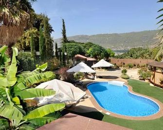 Barzilay Mansion - Naharija - Bazén