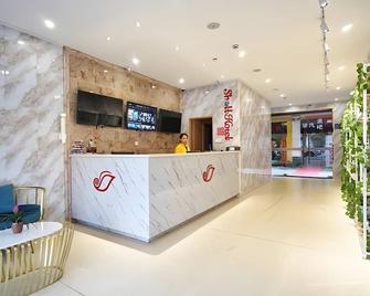 Shell Shanghai Baoshan Districtsongbin Road Subway Station Hotel - Shangai - Recepción