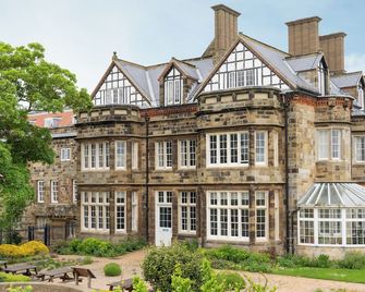 Yha Whitby - וויטבי - בניין