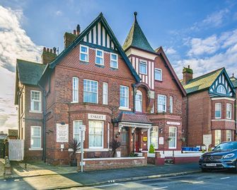 Esklet Guest House - Whitby - Edificio