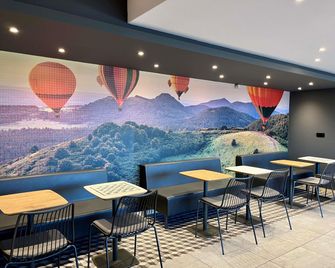 ibis budget Clermont-Ferrand Centre Montferrand - קלרמו פראה - בניין