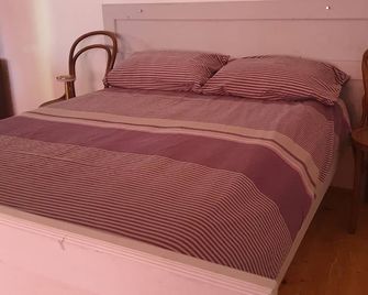 Viva Ve - Studio Apartment - Brinje - Chambre