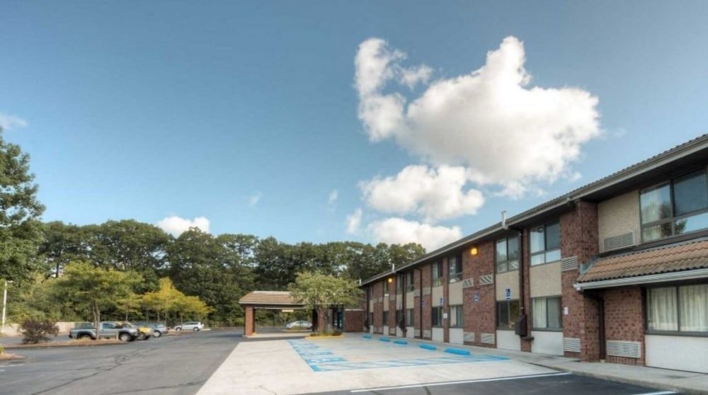 Motel 6 New Haven Branford - Branford