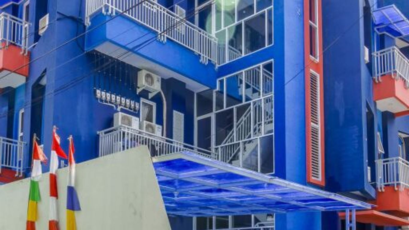 RedDoorz Syariah near Metropolitan Mall Bekasi