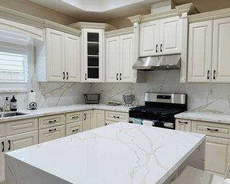 New House Near Disneyland - Santa Ana - Küche