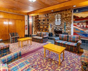 アフリカンスカイホテルズ - パインレイクイン - ホワイトリバー - ラウンジ