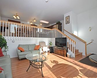 Remodeled Haven in the Heart of Town - Fairbanks - Sala de estar