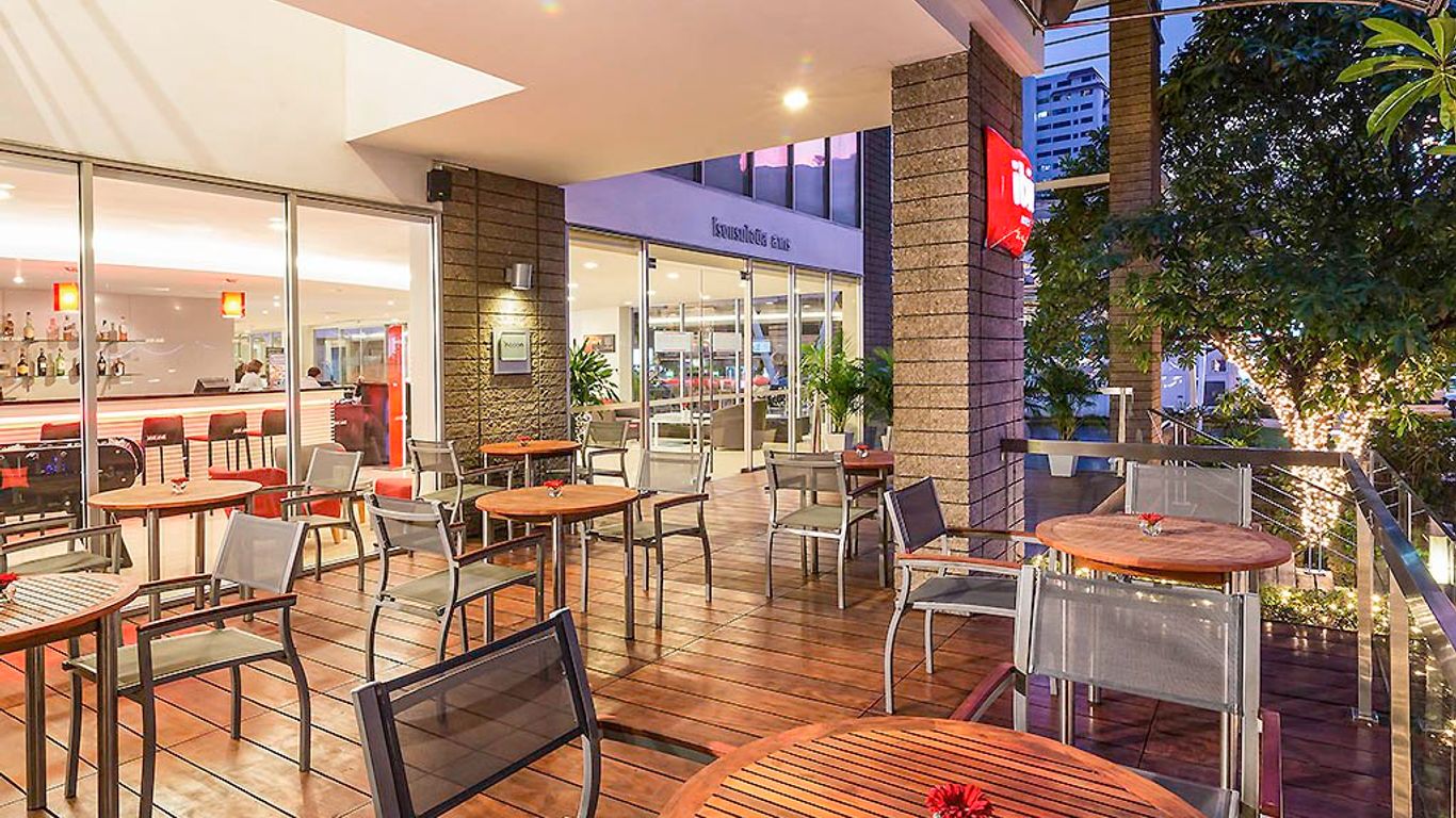 โรงแรมไอบิส กรุงเทพฯ สาทร