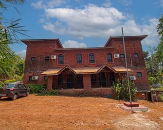 Konkan Nest Resort - Ganpati Pule - Building