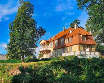Ekesparre Boutique Hotel - Arensburg - Gebäude
