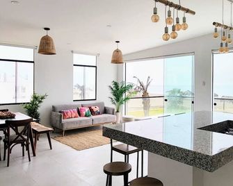 Hermosa Casa Con Piscina Frente Al Mar - Primera Fila - Chincha Alta - Dining room