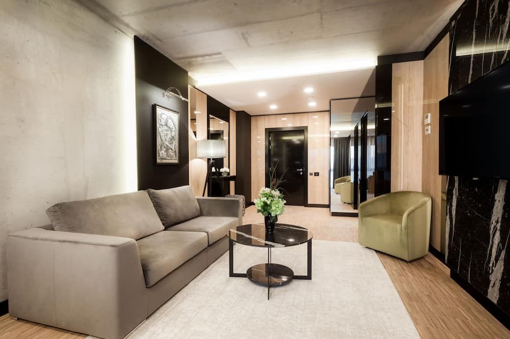 Hotel Platinia - קלוז'-נאפוקה - סלון