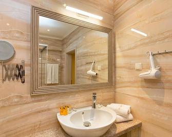 Argisht Partez Complex Apartment - Złote Piaski - Łazienka