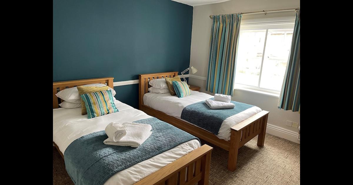 The Swan Inn in Sturminster Newton, the United Kingdom from 105 Deals, Reviews, Photos momondo The Swan Inn in Sturminster Newton, the United Kingdom from 105 Deals, Reviews, Photos momondo