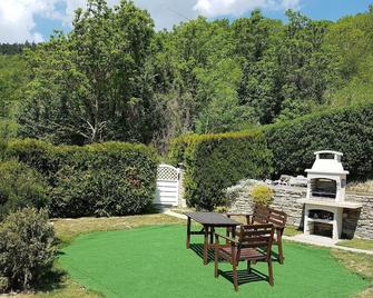 Appartement d'hôtes An Kaz La - Crans-Montana - Patio