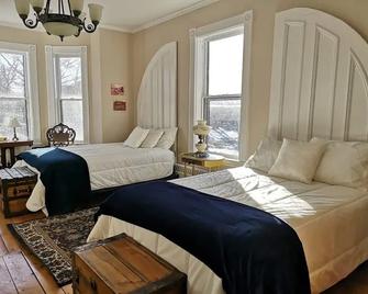 Carlisle House Inn - Annapolis Royal - Bedroom