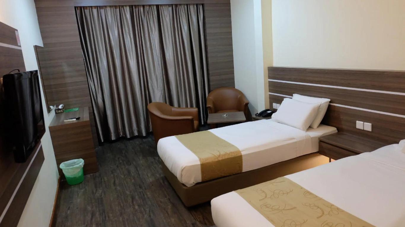 Holiday Hotel Batam