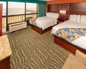 Breakers Resort Inn - Virginia Beach - Bedroom