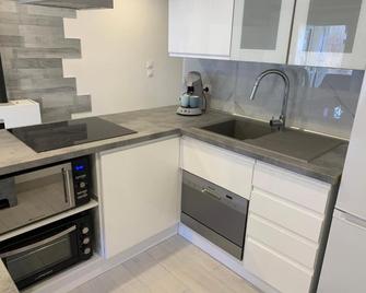 Appartement cocooning pour un séjours à Tende - Tende - Cuisine