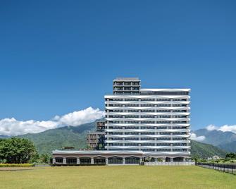 Lakeshore Hotel Hualien Taroko - Xincheng Township - Building