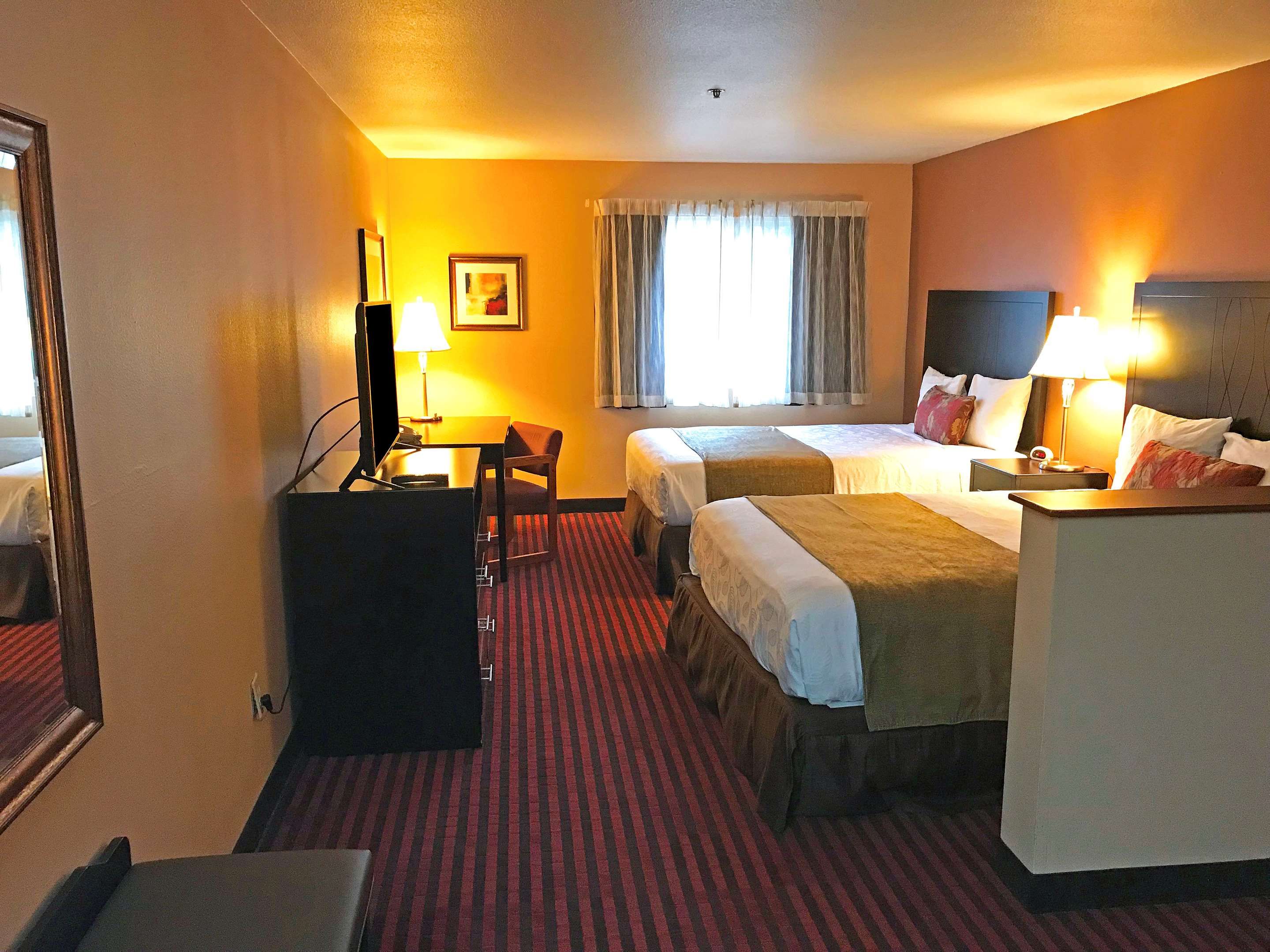 Americas Best Value Inn & Suites-Forest Grove/Hillsboro