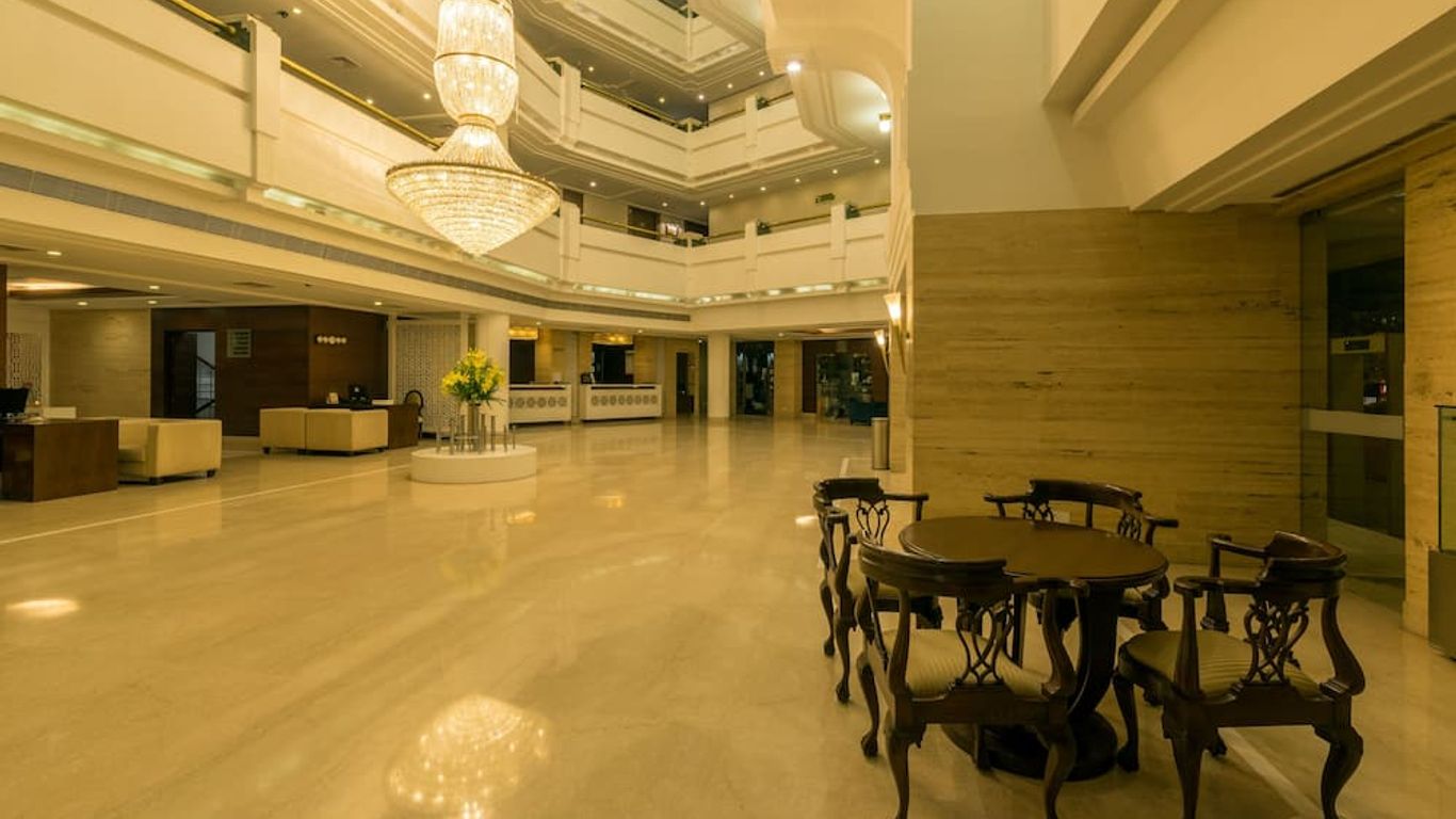 Howard Plaza The Fern, Agra