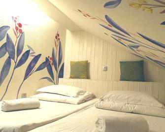 Reyi International Youth Hostel - Hangzhou