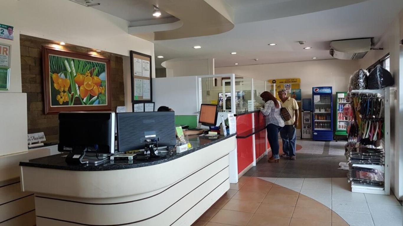 Roger's Place Hotel
