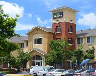 Extended Stay America - Denver - Aurora North - Aurora - Rakennus