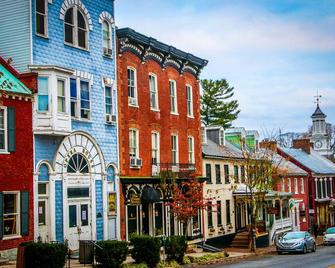 Explore Shepherdstown from Downtown Modern 1br Apartment - Shepherdstown - Outdoors view