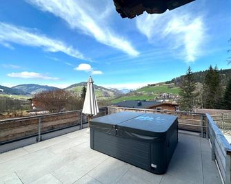 니더라우의 샬레 - 뉘데라우 - 발코니