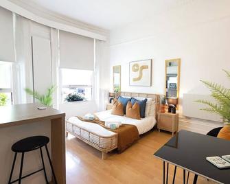 Brunswick - Brighton Regency Studio by the sea - Hove - Habitación