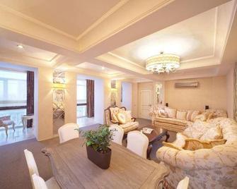 Amur Hotel - Khabarovsk - Dining room