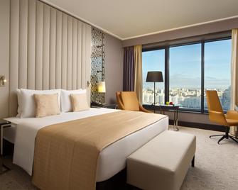 DoubleTree by Hilton Minsk - Minsk - Schlafzimmer