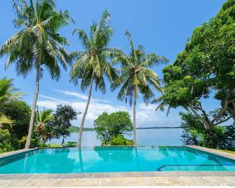 Serendipity Lake - Hikkaduwa - היקאדוואה - בריכה