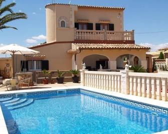 Ferienhaus mit Privatpool für 6 Personen ca 90 m in Cala Santanyi, Balearen Mallorca - Cala Santanyí - Pool