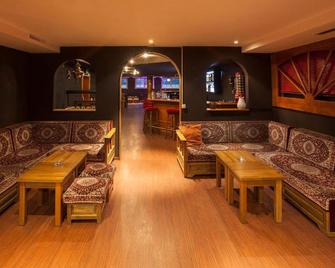 Hotel Zur Au - Dallikon - Lounge