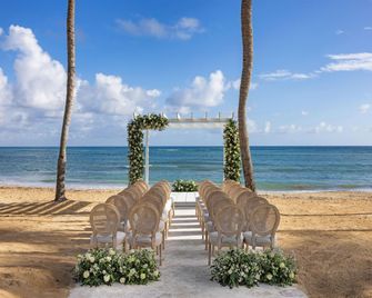 Wyndham Alltra Punta Cana All Inclusive Resort - Punta Cana - Strand