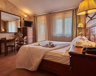 Casanova - Wellness Center La Grotta Etrusca - San Quirico d'Orcia - Bedroom