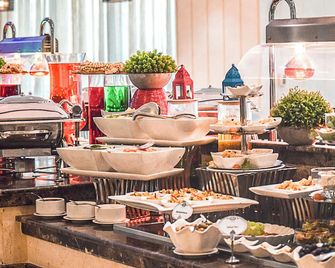 Sapphire Plaza Hotel - Doha - Buffet
