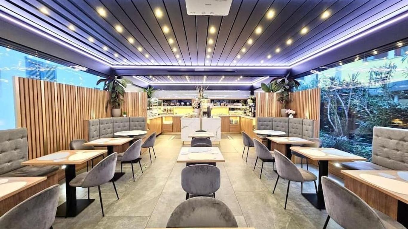 โรงแรม คาโนวา