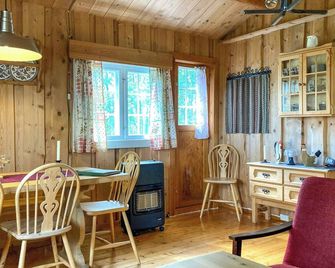 Simple mountain cabin near Vinstra - Vinstra - Comedor
