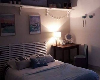 Bed and breakfast on the sea air - Plonévez-Porzay - Habitación