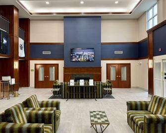 La Quinta Inn & Suites by Wyndham Bannockburn-Deerfield - Bannockburn - Lobby
